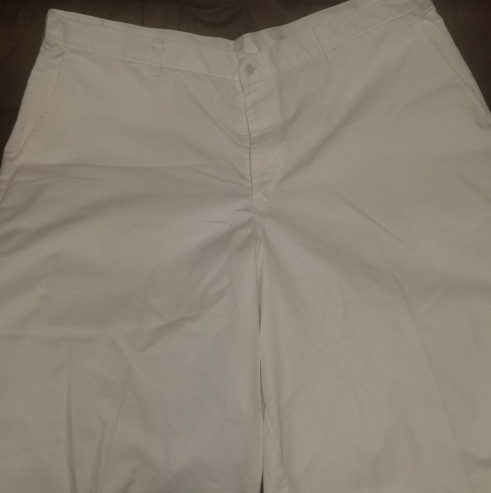 White Carpenter Dickie Shorts W/Small side pocket